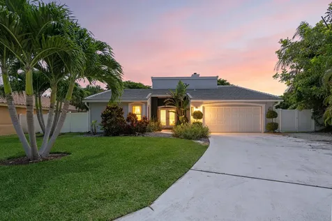 6910 NW 2nd Terrace Boca Raton FL 33487