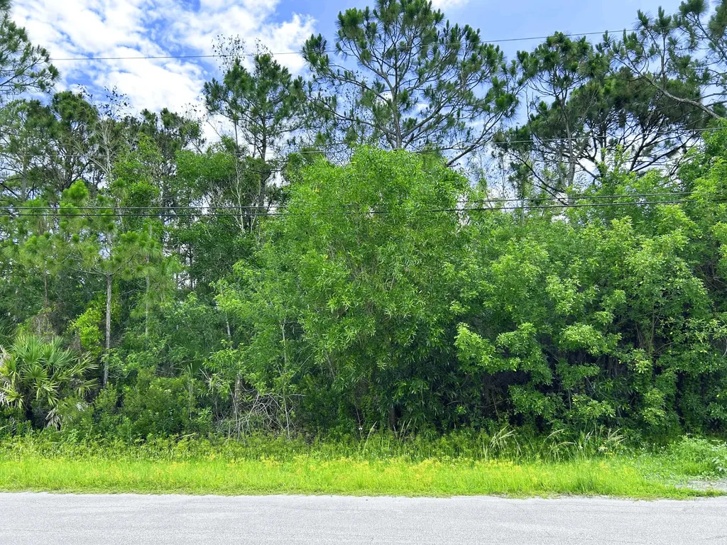 5475 NW Cambo Court Port St Lucie FL 34986