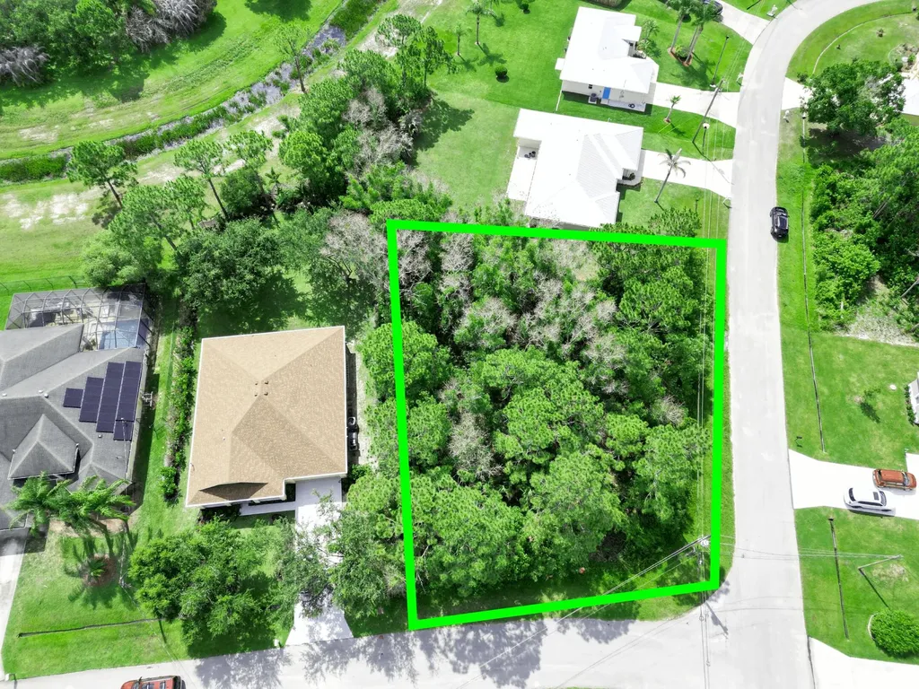 5475 NW Cambo Court Port St Lucie FL 34986