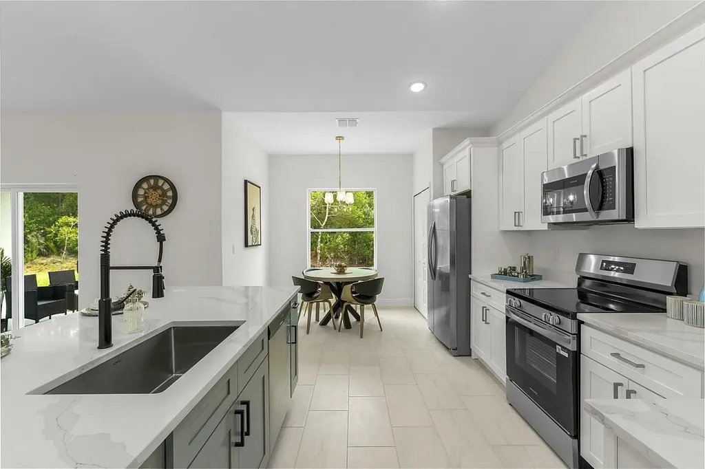 8216 104th Court Vero Beach FL 32967