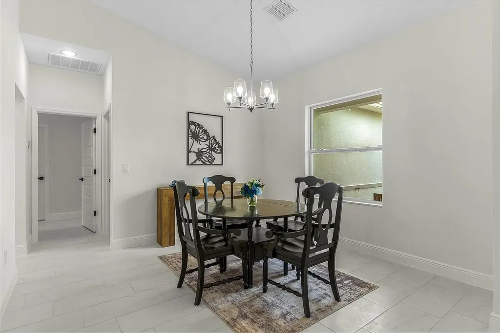 8216 104th Court Vero Beach FL 32967