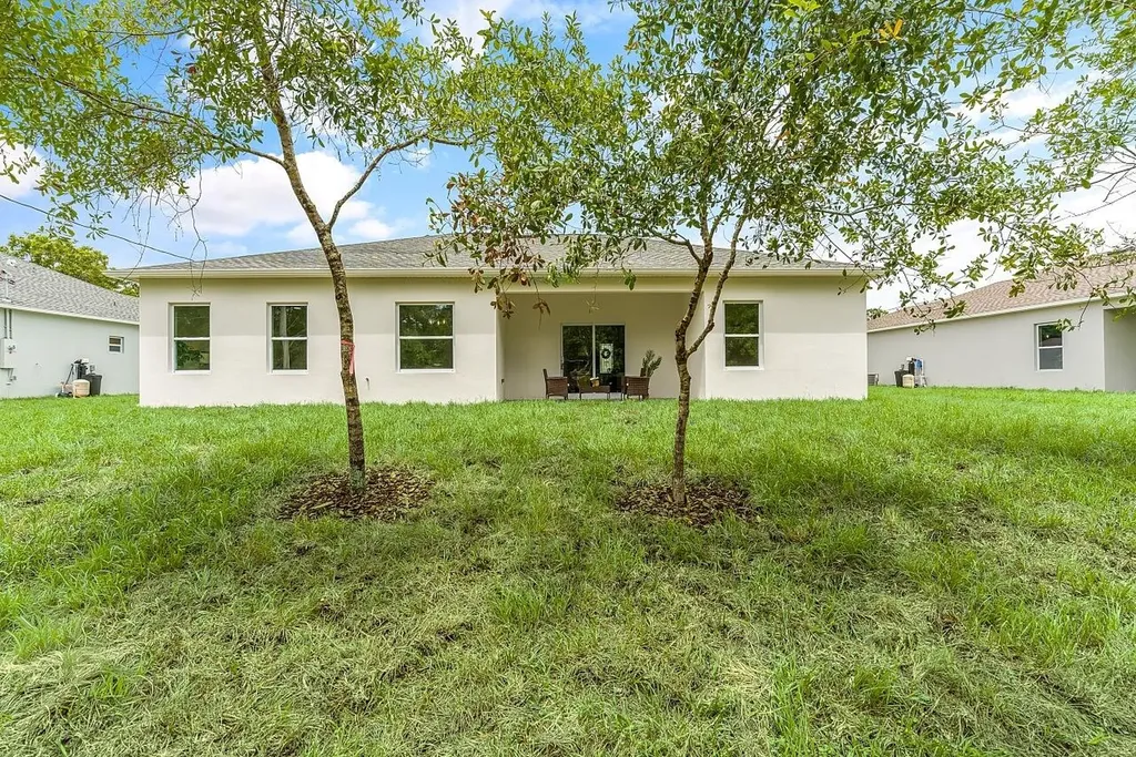 8216 104th Court Vero Beach FL 32967