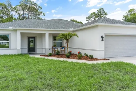 8216 104th Court Vero Beach FL 32967