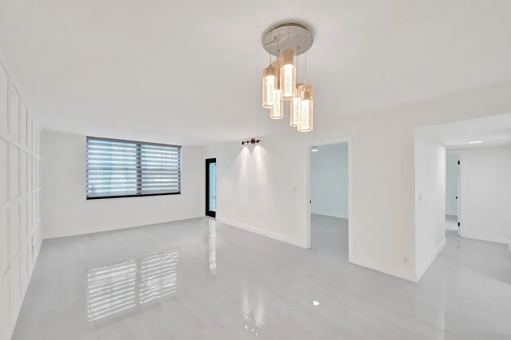 3800 N Hills Drive Hollywood FL 33021