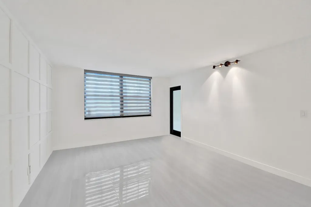 3800 N Hills Drive Hollywood FL 33021