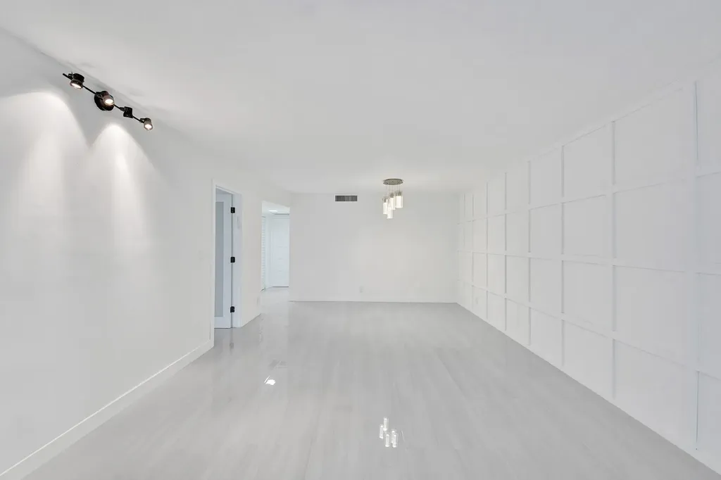 3800 N Hills Drive Hollywood FL 33021