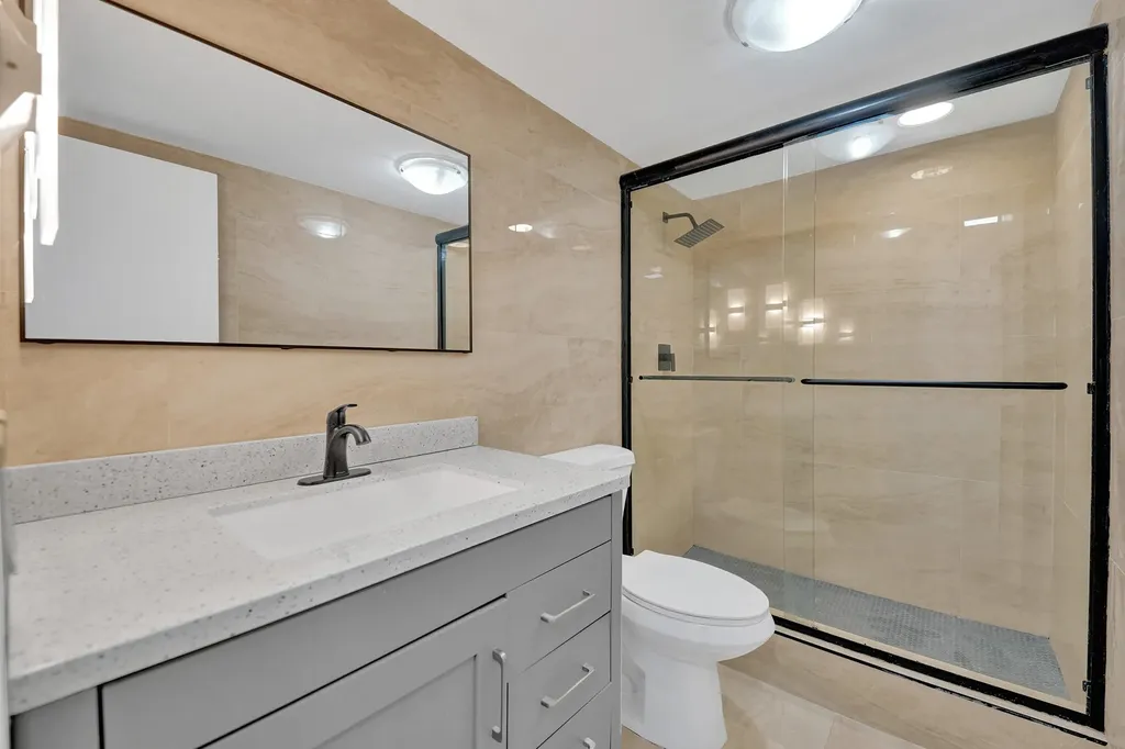 3800 N Hills Drive Hollywood FL 33021