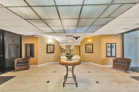 3800 N Hills Drive Hollywood FL 33021