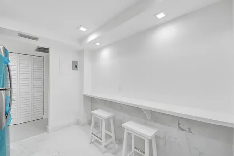 3800 N Hills Drive Hollywood FL 33021
