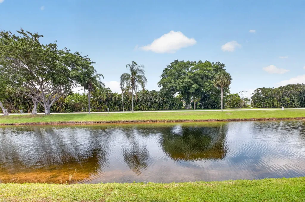 14232 Campanelli Drive Delray Beach FL 33484