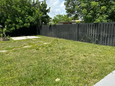 61 NW 47th Street Oakland Park FL 33309