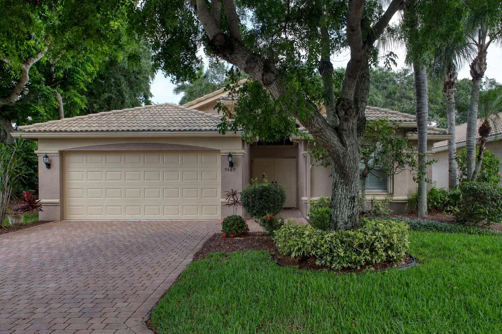 9689 Positano Way Lake Worth FL 33467