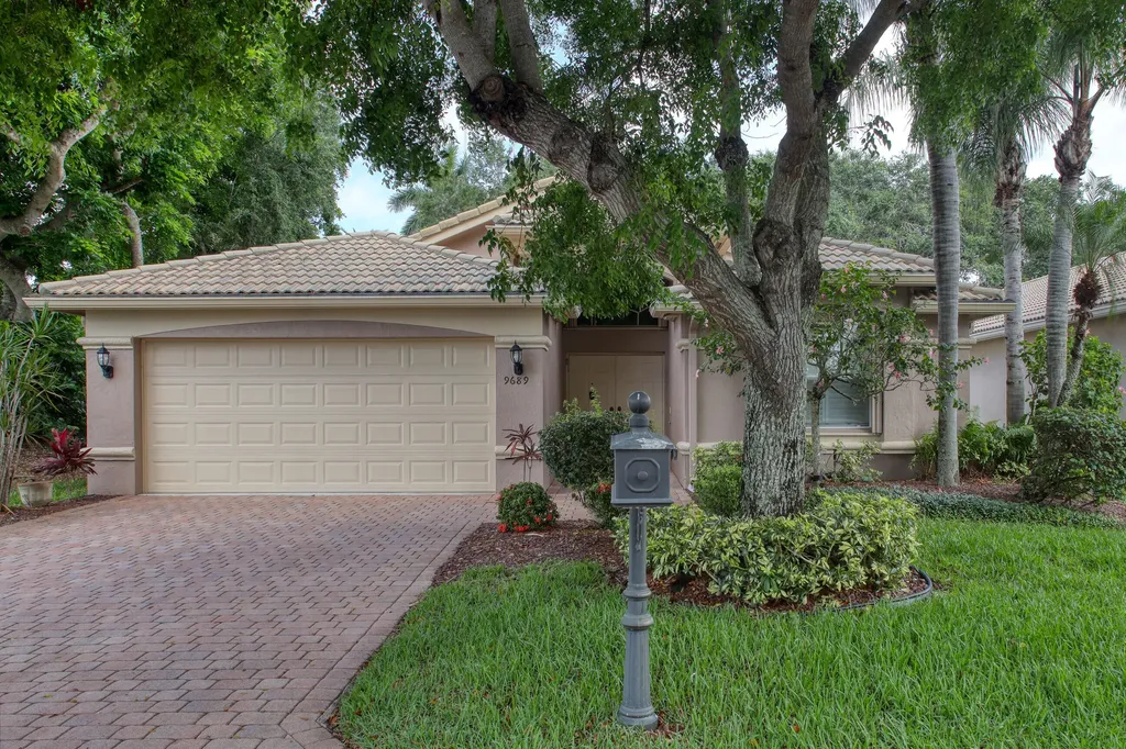 9689 Positano Way Lake Worth FL 33467