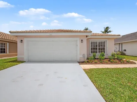 7218 Michigan Isle Road Lake Worth FL 33467
