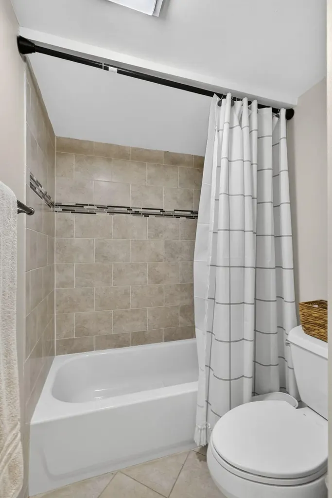 121 1st Terrace Palm Beach Gardens FL 33418