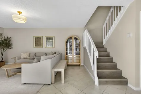 121 1st Terrace Palm Beach Gardens FL 33418