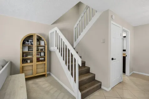 121 1st Terrace Palm Beach Gardens FL 33418