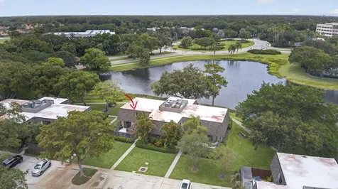 121 1st Terrace Palm Beach Gardens FL 33418