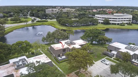 121 1st Terrace Palm Beach Gardens FL 33418