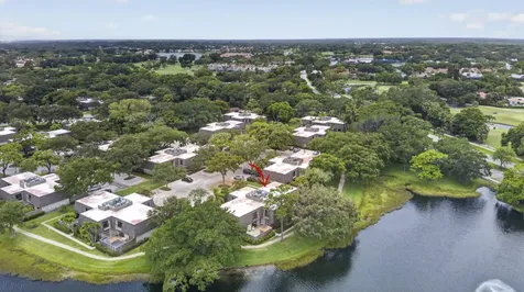 121 1st Terrace Palm Beach Gardens FL 33418