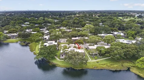 121 1st Terrace Palm Beach Gardens FL 33418