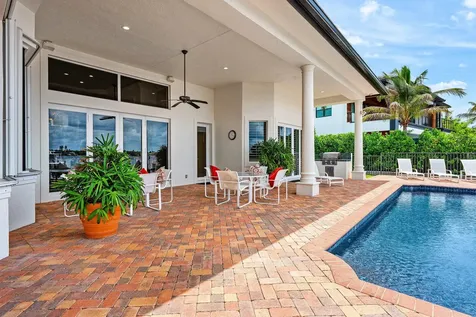 47 River Drive Tequesta FL 33469