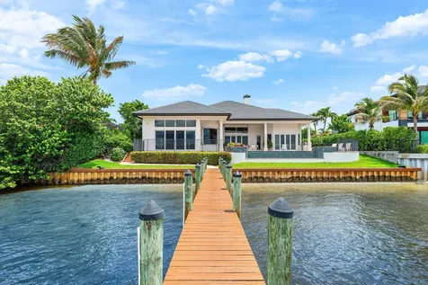 47 River Drive Tequesta FL 33469