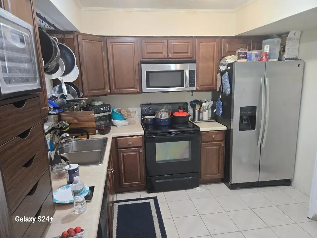 311 NE 42nd Street Oakland Park FL 33334