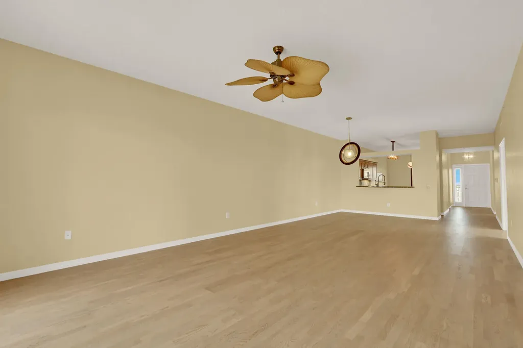 370 Golfview Road North Palm Beach FL 33408
