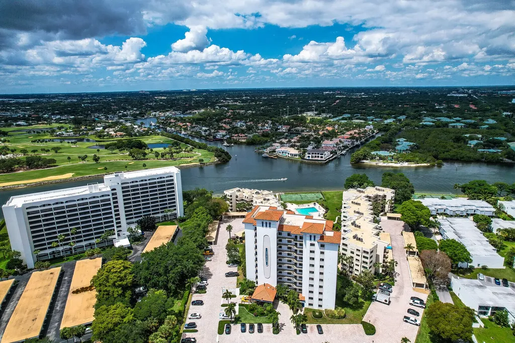 370 Golfview Road North Palm Beach FL 33408