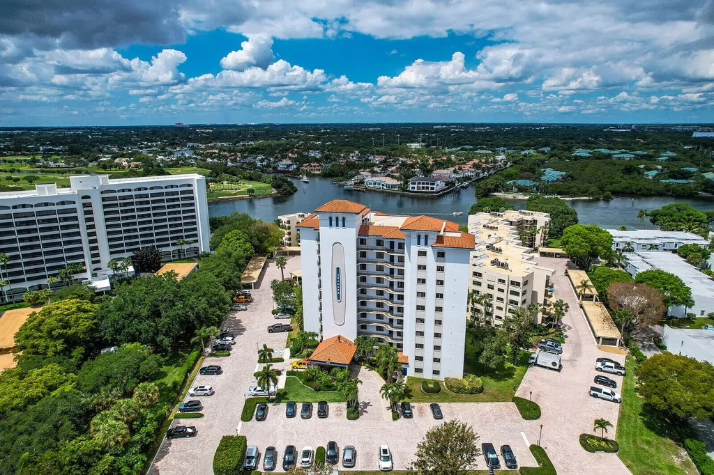 370 Golfview Road North Palm Beach FL 33408