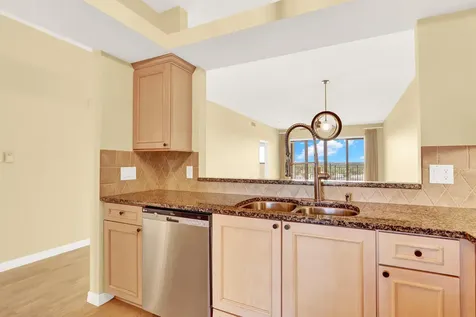 370 Golfview Road North Palm Beach FL 33408