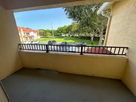 2202 Belmont Lane North Lauderdale FL 33068