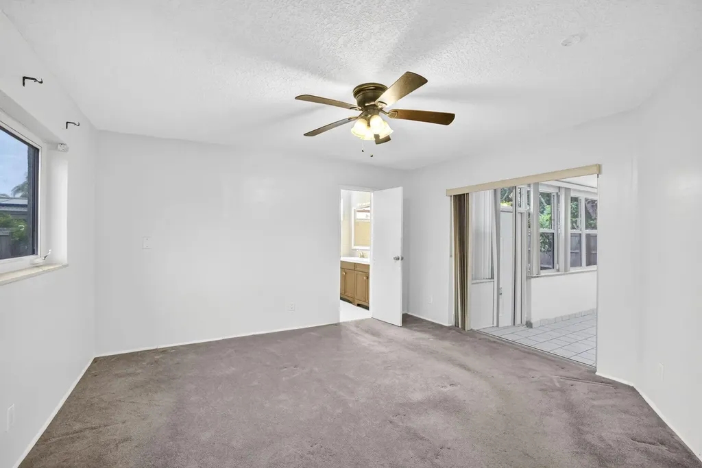 4399 NW 43rd Court Lauderdale Lakes FL 33319