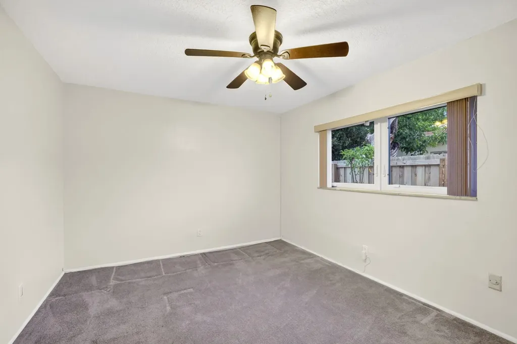 4399 NW 43rd Court Lauderdale Lakes FL 33319