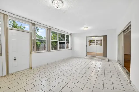 4399 NW 43rd Court Lauderdale Lakes FL 33319