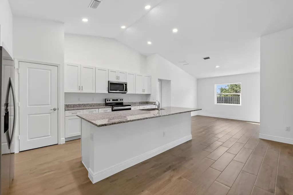 1267 SW Edinburgh Drive Port St Lucie FL 34953