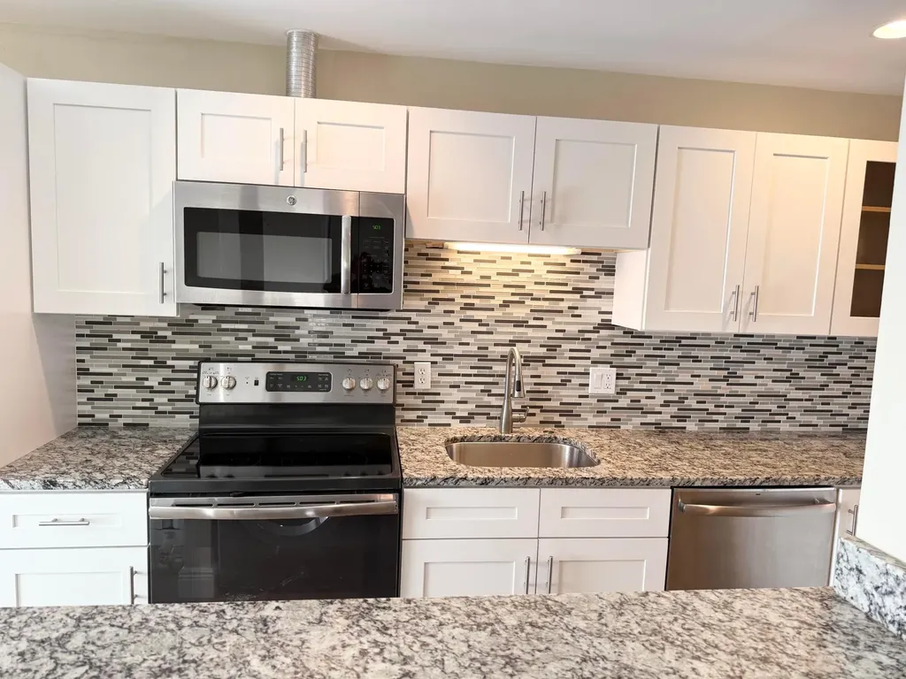 2811 SW 15th Street Delray Beach FL 33445