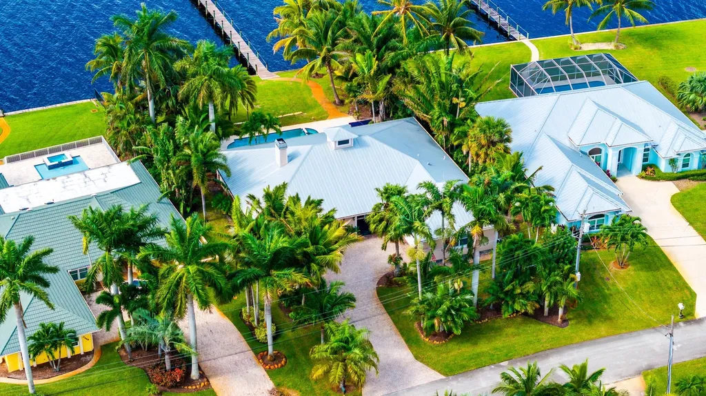 2672 NW South Shore Road Stuart FL 34994