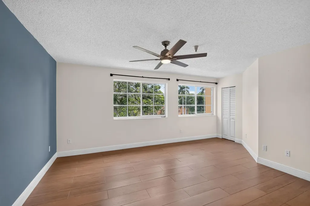 123 Yacht Club Way Hypoluxo FL 33462