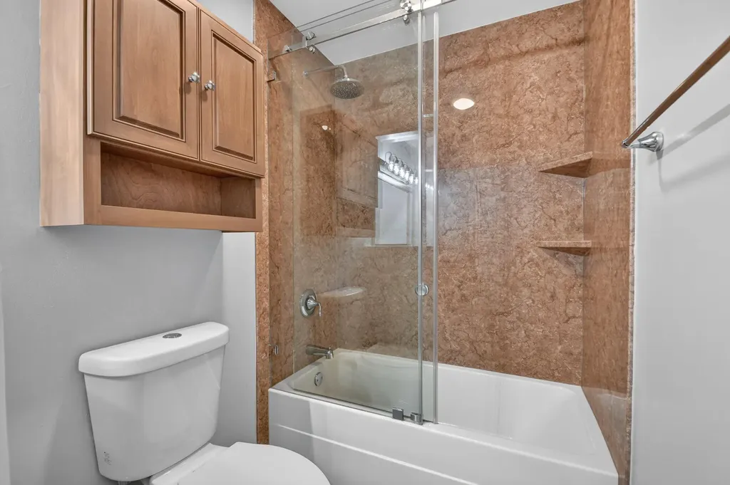123 Yacht Club Way Hypoluxo FL 33462
