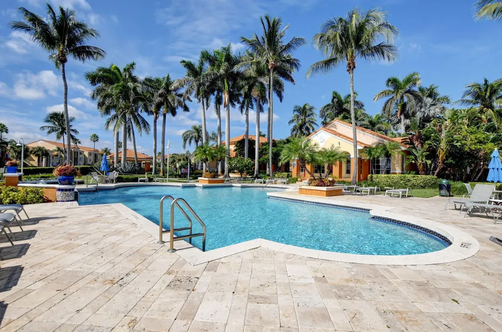 123 Yacht Club Way Hypoluxo FL 33462