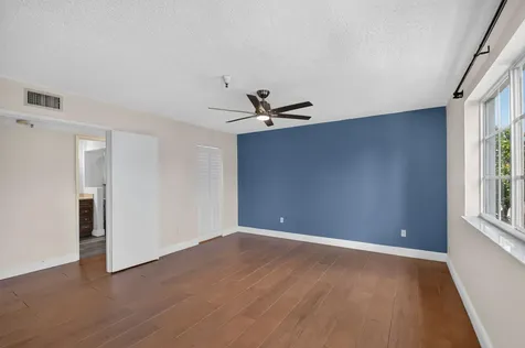 123 Yacht Club Way Hypoluxo FL 33462