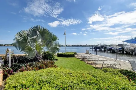 123 Yacht Club Way Hypoluxo FL 33462
