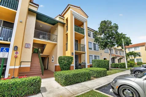 123 Yacht Club Way Hypoluxo FL 33462