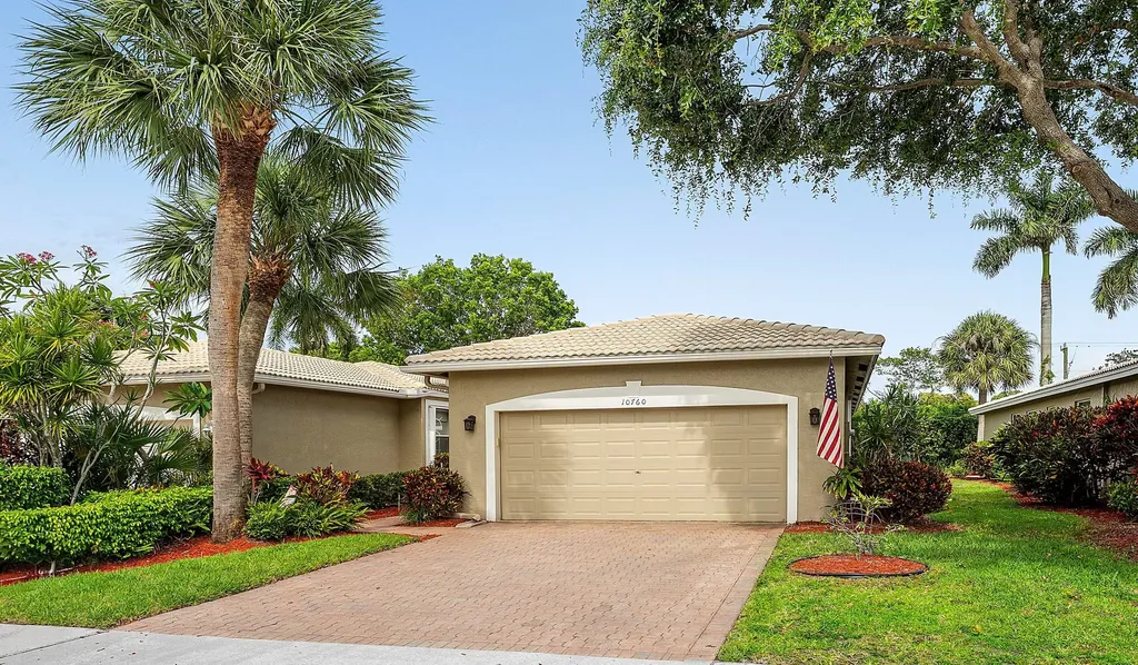 10760 Royal Caribbean Circle Boynton Beach FL 33437