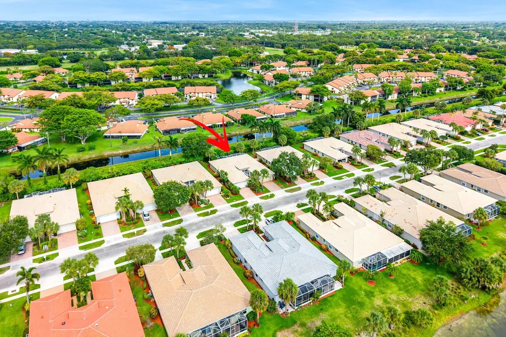 10760 Royal Caribbean Circle Boynton Beach FL 33437