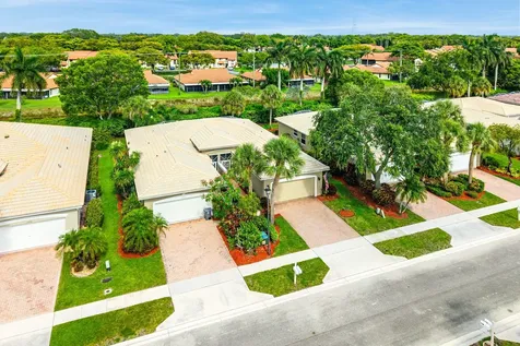 10760 Royal Caribbean Circle Boynton Beach FL 33437