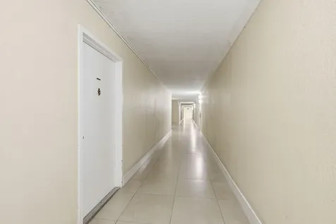 9360 Fontainebleau Boulevard Miami FL 33172