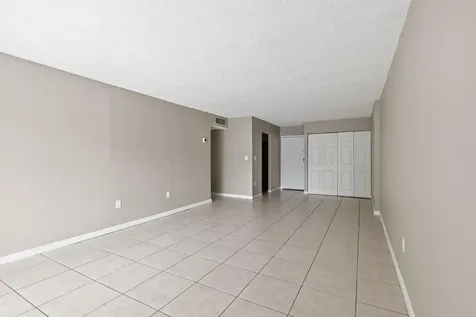 9360 Fontainebleau Boulevard Miami FL 33172